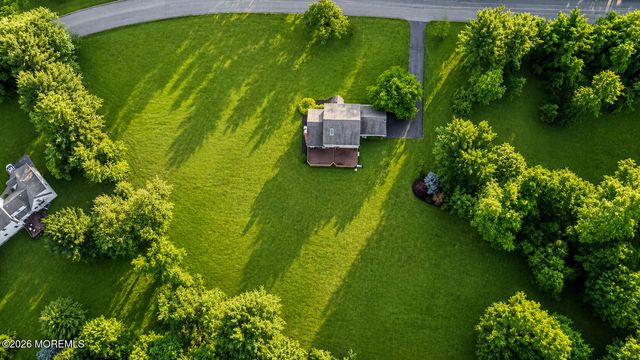 73 Hillsdale Road, Colts Neck, NJ 07722