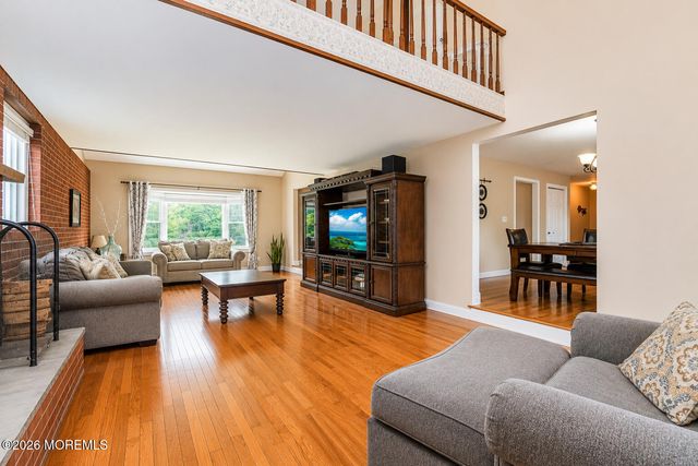 73 Hillsdale Road, Colts Neck, NJ 07722