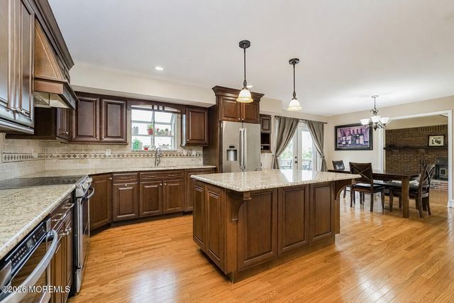 73 Hillsdale Road, Colts Neck, NJ 07722