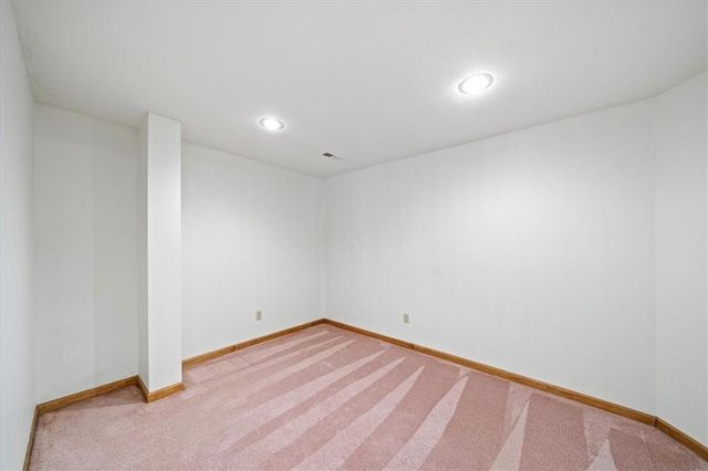 7411 S Arnett Road, Grain Valley, MO 64029