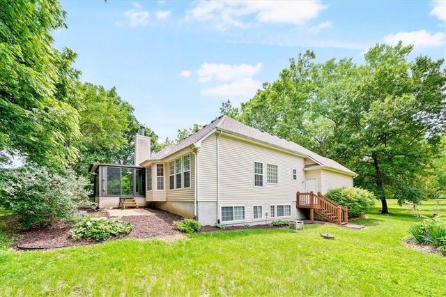 7411 S Arnett Road, Grain Valley, MO 64029