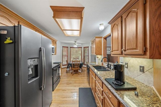 7411 S Arnett Road, Grain Valley, MO 64029