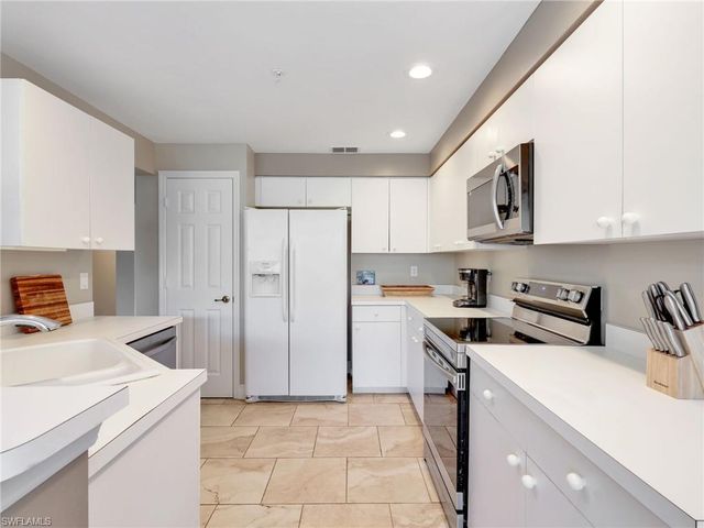 25220 Pelican Creek CIR # 102, Bonita Springs, FL 34134