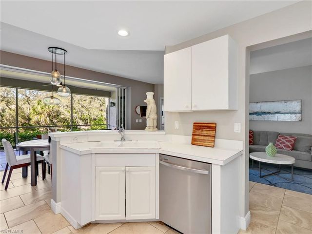 25220 Pelican Creek CIR # 102, Bonita Springs, FL 34134