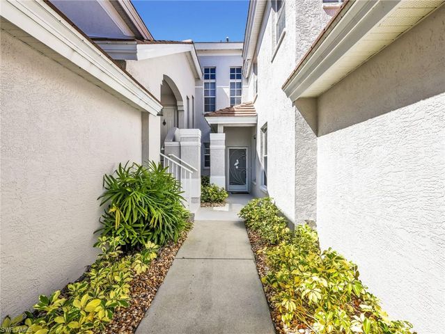 25220 Pelican Creek CIR # 102, Bonita Springs, FL 34134