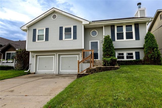 8631 NE 110th Street, Kansas City, MO 64157