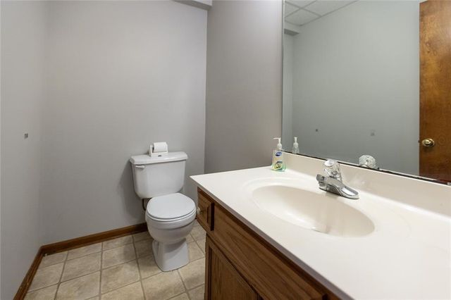 8631 NE 110th Street, Kansas City, MO 64157