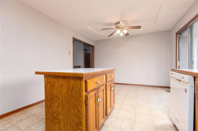 8631 NE 110th Street, Kansas City, MO 64157