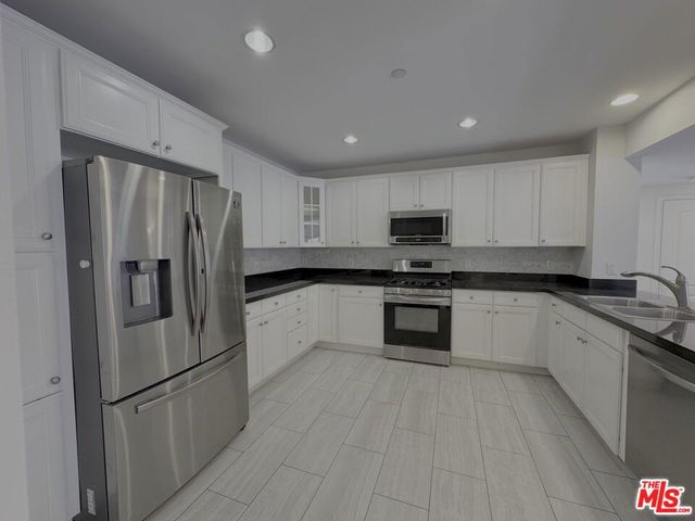 1522 Amherst Avenue 101, Los Angeles, CA 90025