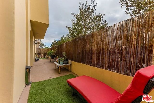 1522 Amherst Avenue 101, Los Angeles, CA 90025