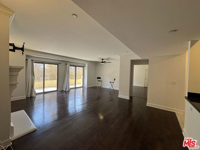 1522 Amherst Avenue 101, Los Angeles, CA 90025