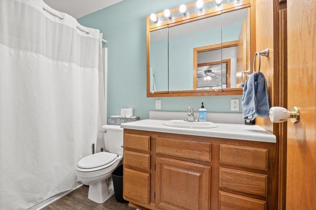 120 Morningside Drive NE, Hutchinson, MN 55350