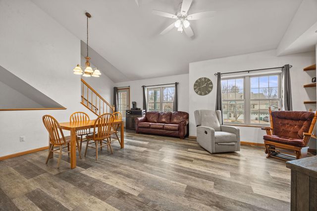 120 Morningside Drive NE, Hutchinson, MN 55350