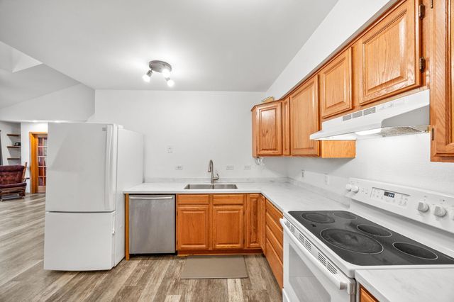 120 Morningside Drive NE, Hutchinson, MN 55350