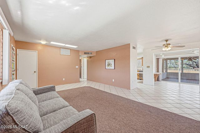 588 Corpino De Pecho, Green Valley, AZ 85614