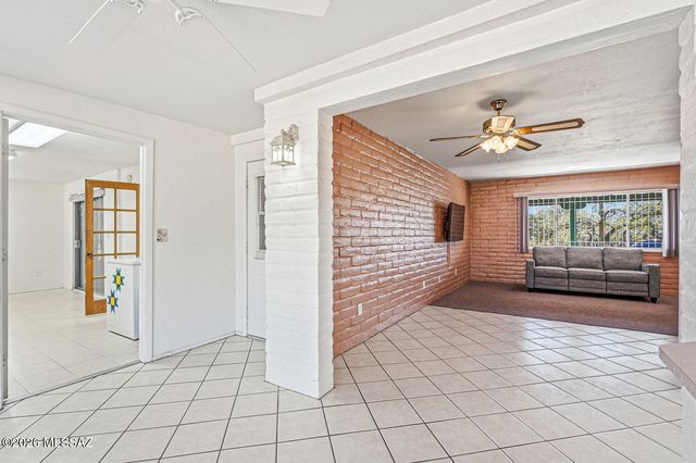 588 Corpino De Pecho, Green Valley, AZ 85614