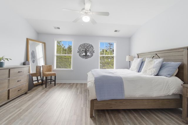 147 Palm Cove Way, Mount Pleasant, SC 29466