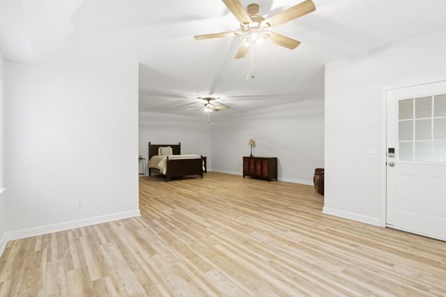 147 Palm Cove Way, Mount Pleasant, SC 29466
