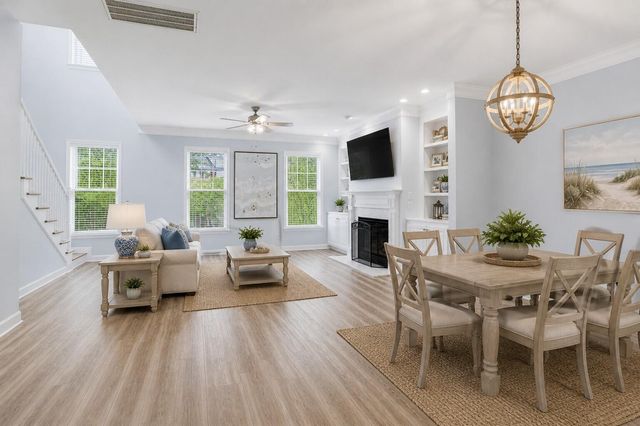 147 Palm Cove Way, Mount Pleasant, SC 29466