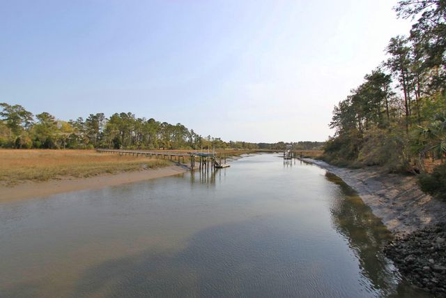147 Palm Cove Way, Mount Pleasant, SC 29466