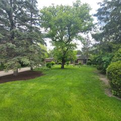 23547 N RALEIGH Drive, Prairie View, IL 60069