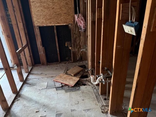 103 Oak Street, Copperas Cove, TX 76522