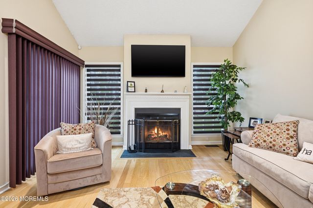 1C Cambridge Drive, Monroe, NJ 08831