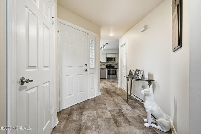 1C Cambridge Drive, Monroe, NJ 08831