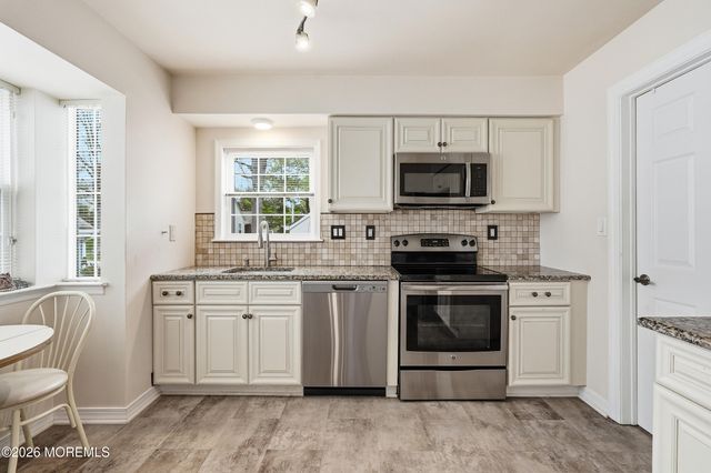 1C Cambridge Drive, Monroe, NJ 08831