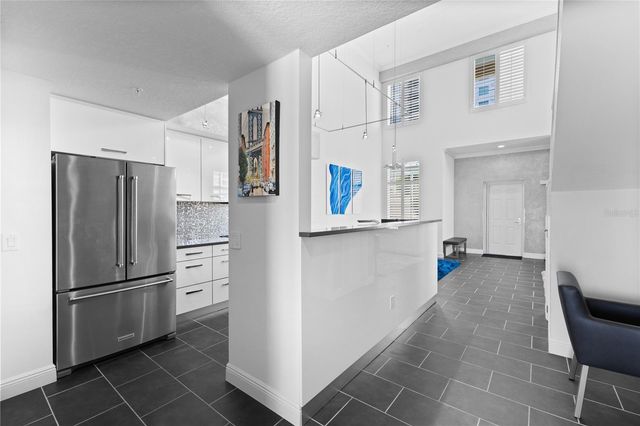 800 N TAMIAMI TRAIL 321, Sarasota, FL 34236