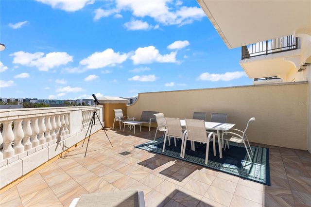 800 N TAMIAMI TRAIL 321, Sarasota, FL 34236