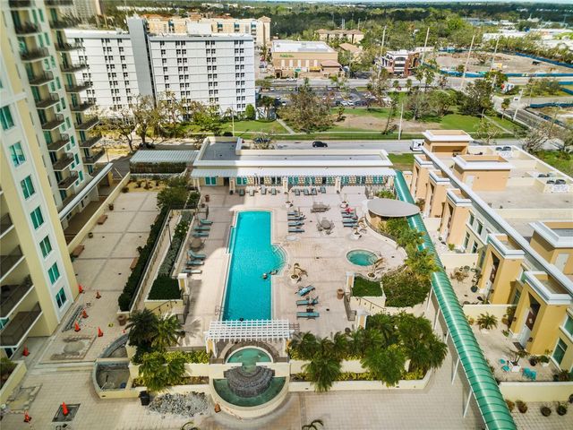 800 N TAMIAMI TRAIL 321, Sarasota, FL 34236