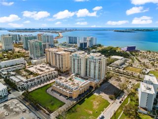 800 N TAMIAMI TRAIL 321, Sarasota, FL 34236