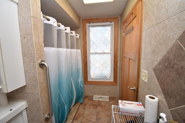 1905 Ehlert STREET, Racine, WI 53406