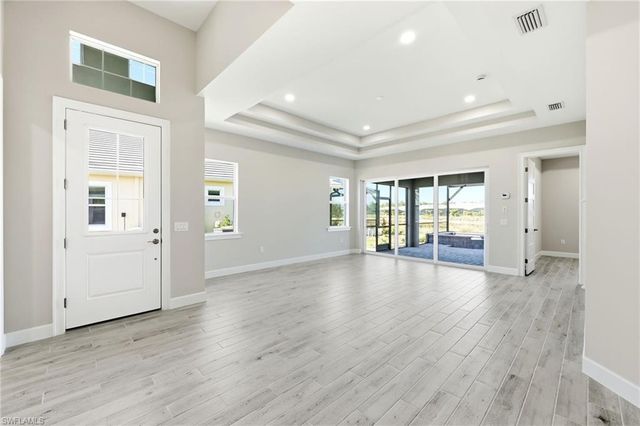 8937 Calypso CT, Naples, FL 34112