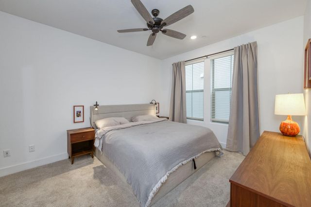 484 W Balsam Lane, Clovis, CA 93611