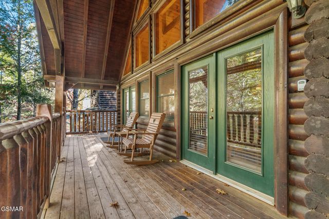 753 Glory Ridge Way, Gatlinburg, TN 37738