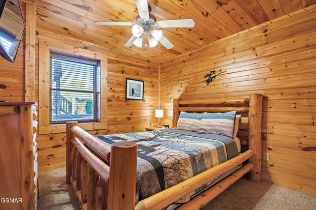 753 Glory Ridge Way, Gatlinburg, TN 37738