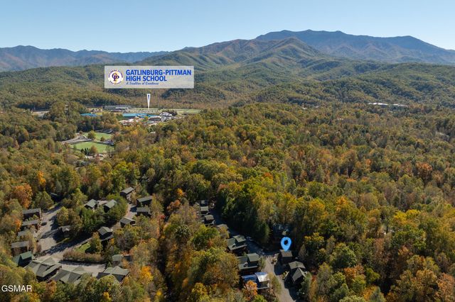 753 Glory Ridge Way, Gatlinburg, TN 37738