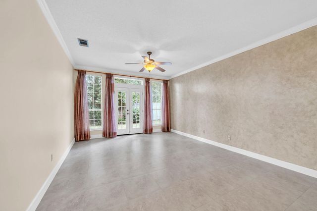 44 Rue De Fecamp, Destin, FL 32541