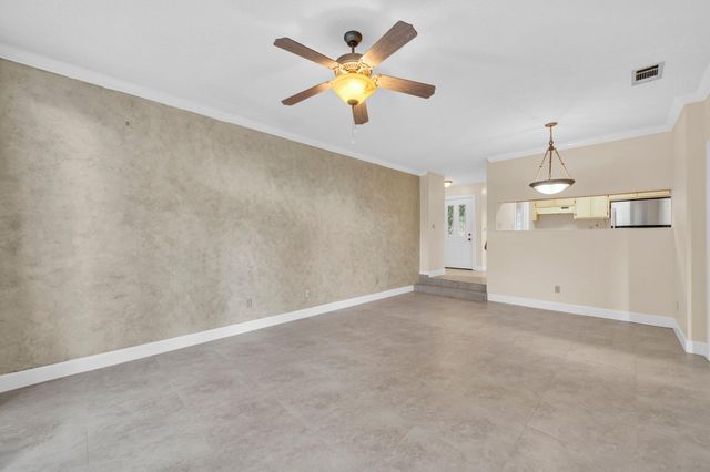 44 Rue De Fecamp, Destin, FL 32541