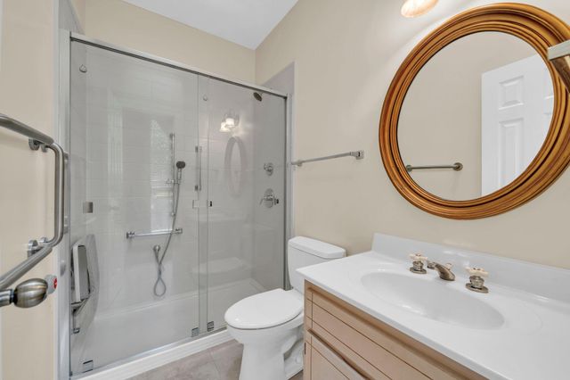 44 Rue De Fecamp, Destin, FL 32541