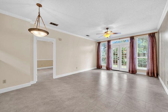 44 Rue De Fecamp, Destin, FL 32541
