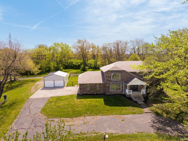 10810 N State Road 67, Albany, IN 47320