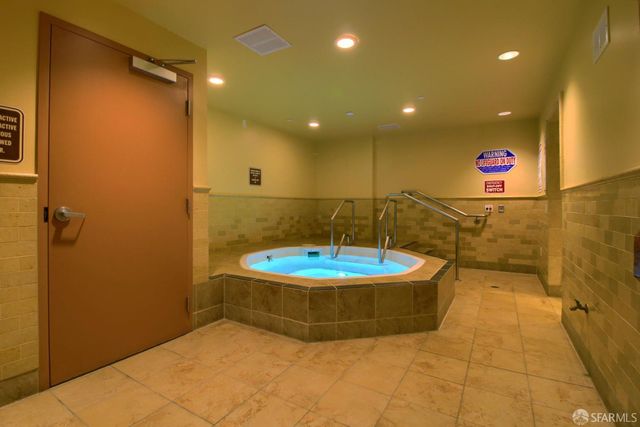 990 Duncan Street 302G, San Francisco, CA 94131