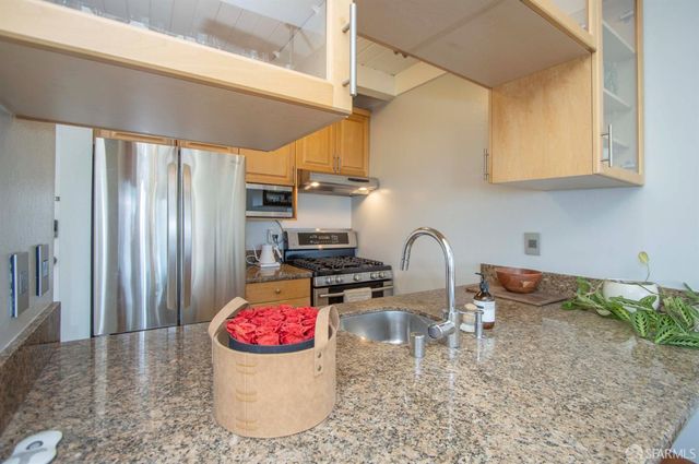 990 Duncan Street 302G, San Francisco, CA 94131