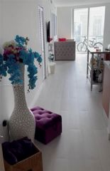 185 SW 7th St 2705, Miami, FL 33130