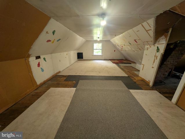 121 E FRIENDSHIP CHURCH RD, Coatesville, PA 19320