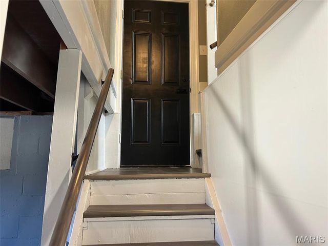 1210 3rd Avenue, Belleville, IL 62220