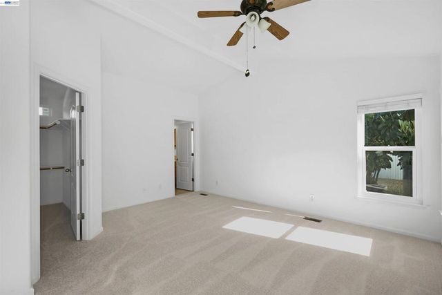 1200 W Winton Ave, Hayward, CA 94545